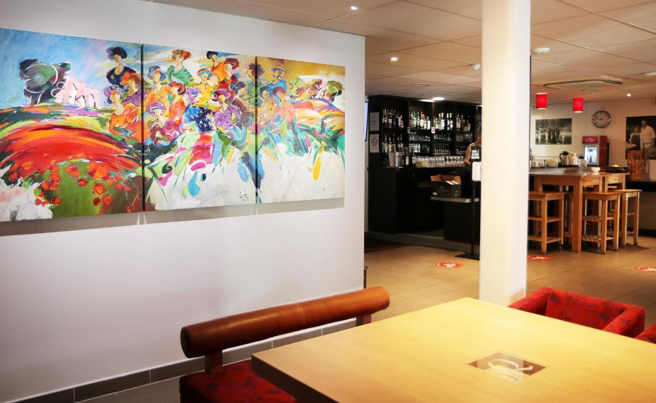 Le Quarre Hotel Bistrot Bruguieres Εξωτερικό φωτογραφία